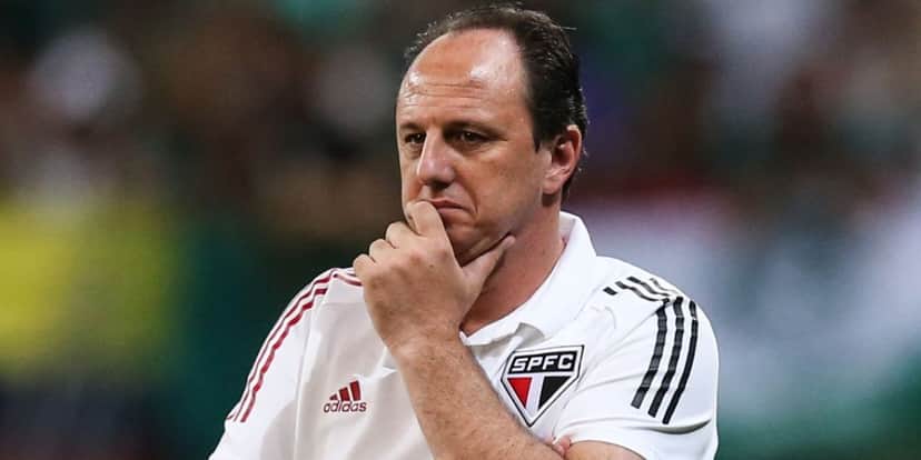 Rogério Ceni não teve nenhuma boa passagem pelo São Paulo (Reprodução: Internet) Rogério Ceni não teve nenhuma boa passagem pelo São Paulo (Reprodução: Internet)