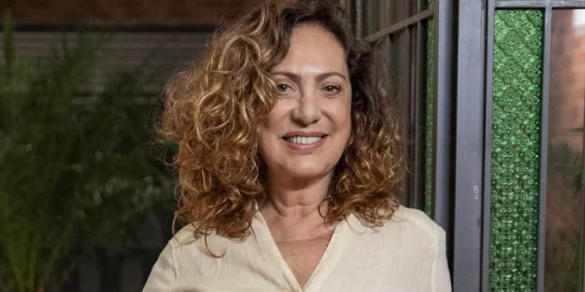 Agatha (Eliane Giardini) em "Terra e Paixão" (Foto: Divulgação/TV Globo) Agatha (Eliane Giardini) em "Terra e Paixão" (Foto: Divulgação/TV Globo)