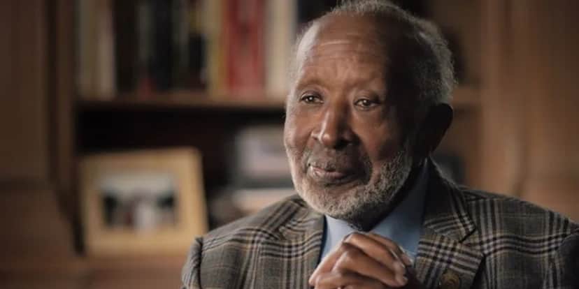 Clarence Avant, Globo Clarence Avant, Globo