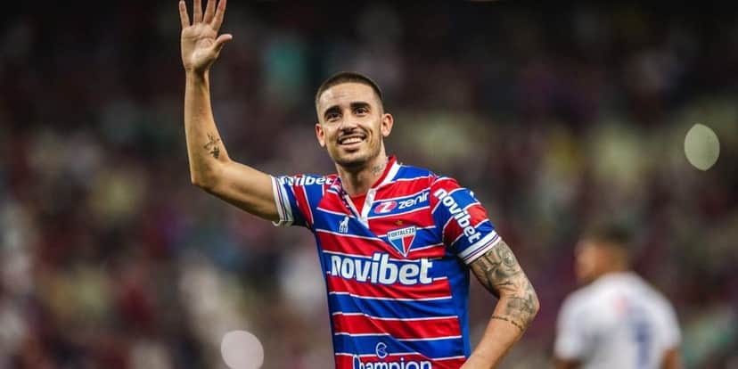 Artilheiro de rival e crava sobre transferência para o Flamengo - (Foto: Internet) Artilheiro de rival e crava sobre transferência para o Flamengo - (Foto: Internet)