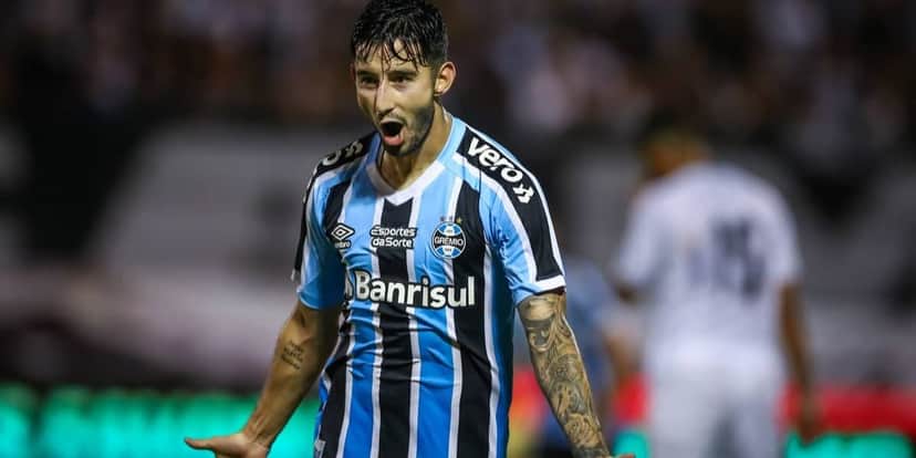 Mathías Villasanti pode estar de saída do Grêmio - (Foto: Internet) Mathías Villasanti pode estar de saída do Grêmio - (Foto: Internet)