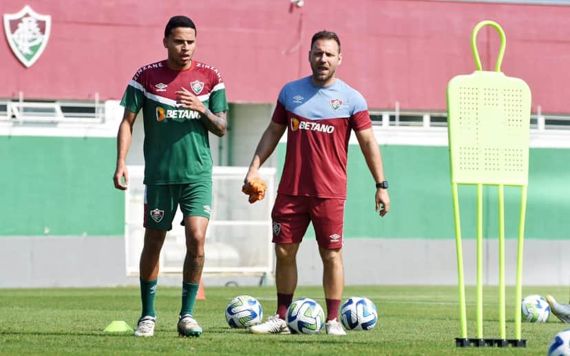 Meia Alexsander retorna aos treinos do Fluminense (Foto: Mailson Santana/FFC) Meia Alexsander retorna aos treinos do Fluminense (Foto: Mailson Santana/FFC)