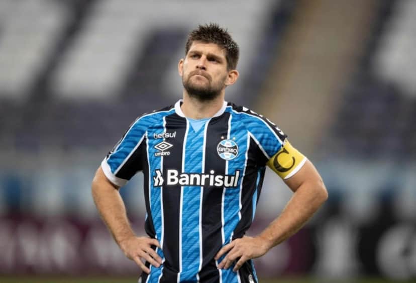 Kannemann pode deixar o Grêmio (Foto: Divulgação) Kannemann pode deixar o Grêmio (Foto: Divulgação)