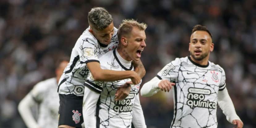 Jogador do Corinthians de malas prontas para a Europa (Reprodução: internet) Jogador do Corinthians de malas prontas para a Europa (Reprodução: internet)