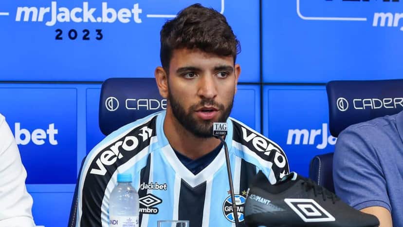 Pepê, do Grêmio - Foto: Reprodução/Internet Pepê, do Grêmio - Foto: Reprodução/Internet