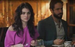 Petra (Debora Ozório) e Luigi (Rainer Cadete) em Terra e Paixão (Foto: Reprodução / Globo) Petra (Debora Ozório) e Luigi (Rainer Cadete) em Terra e Paixão (Foto: Reprodução / Globo)