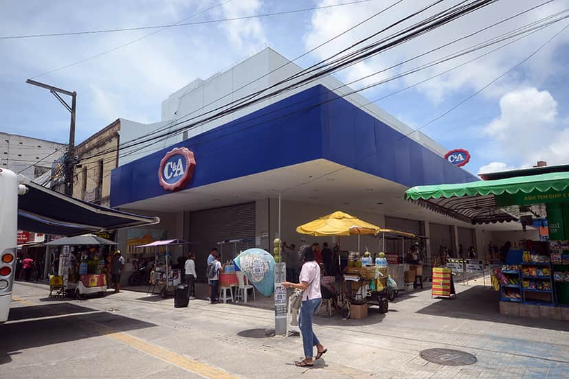 C&A localizada na Avenida Rio Branco, Centro, bairro Cidade Alta, amanheceu fechada no dia 11 de março de 2022 (Foto Reprodução/Internet) C&A localizada na Avenida Rio Branco, Centro, bairro Cidade Alta, amanheceu fechada no dia 11 de março de 2022 (Foto Reprodução/Internet)