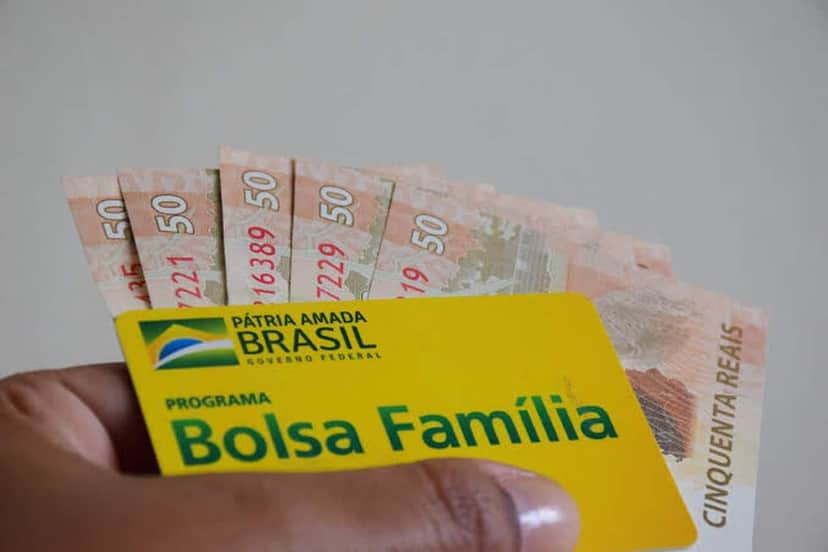 Bolsa Família (Reprodução/Internet) Bolsa Família (Reprodução/Internet)