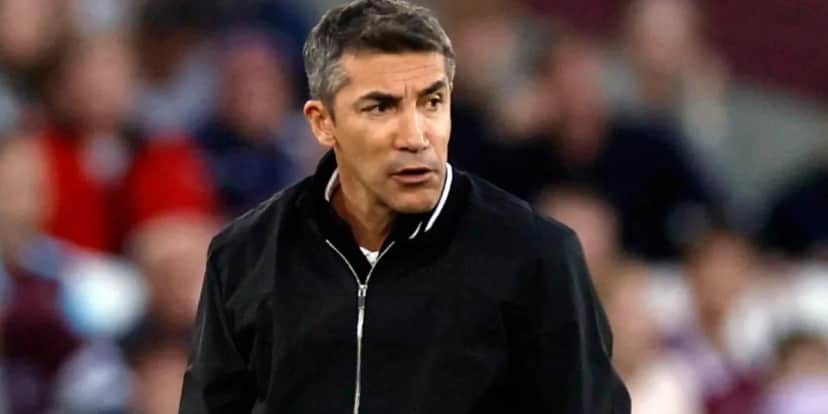 Torcida pede a cabeça do português no Fogão - Foto: Reprodução/Internet Torcida pede a cabeça do português no Fogão - Foto: Reprodução/Internet