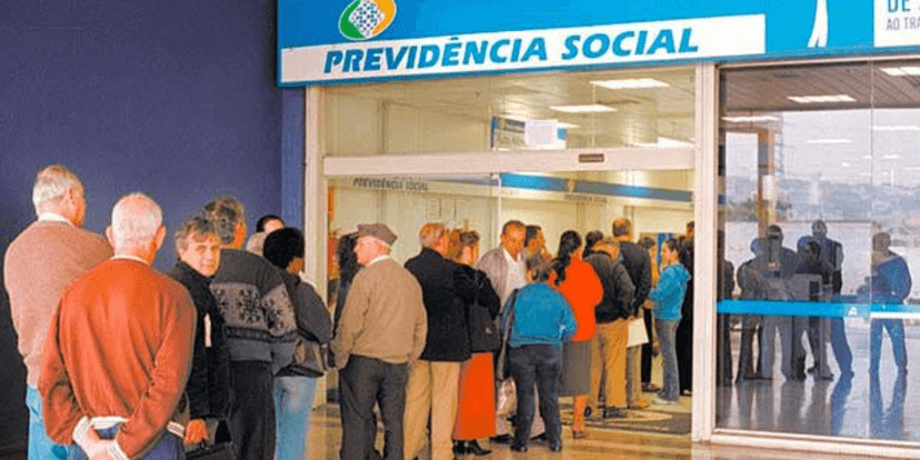 Aposentadoria antecipada do INSS: Lei em vigor garante o tão esperado benefício antes da idade-mínima (Reprodução/Internet) Aposentadoria antecipada do INSS: Lei em vigor garante o tão esperado benefício antes da idade-mínima (Reprodução/Internet)