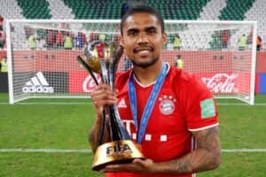Jogador Douglas Costa - Foto Internet Jogador Douglas Costa - Foto Internet