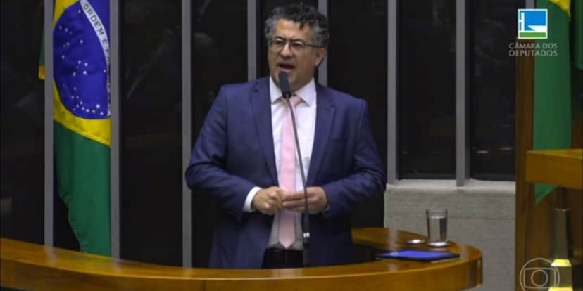 Alencar Santana é o relato do projeto sobre juros de cartão de crédito (Foto: Reprodução/TV Globo) Alencar Santana é o relato do projeto sobre juros de cartão de crédito (Foto: Reprodução/TV Globo)