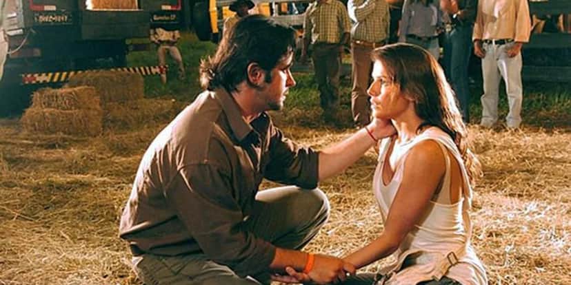 Os dois principais personagens da trama em uma cena de romance (Reprodução: Globo) Os dois principais personagens da trama em uma cena de romance (Reprodução: Globo)