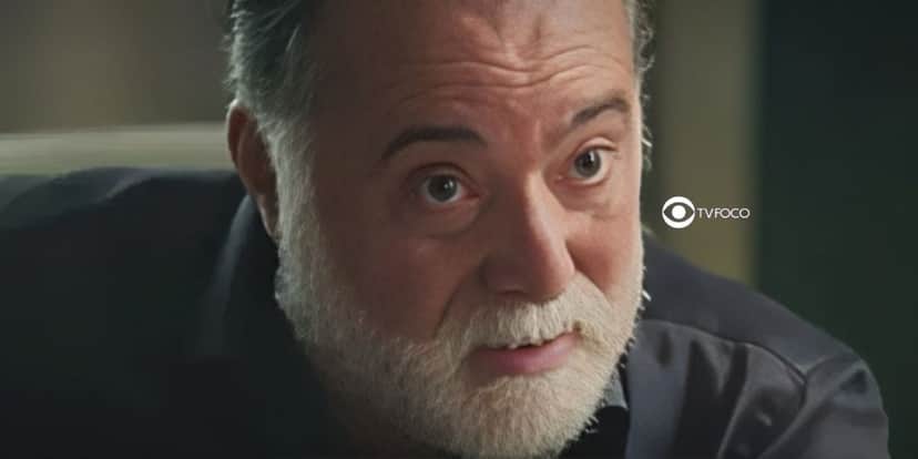 Antônio em Terra e Paixão (Foto: Reprodução / Globo / Montagem TV Foco) Antônio em Terra e Paixão (Foto: Reprodução / Globo / Montagem TV Foco)