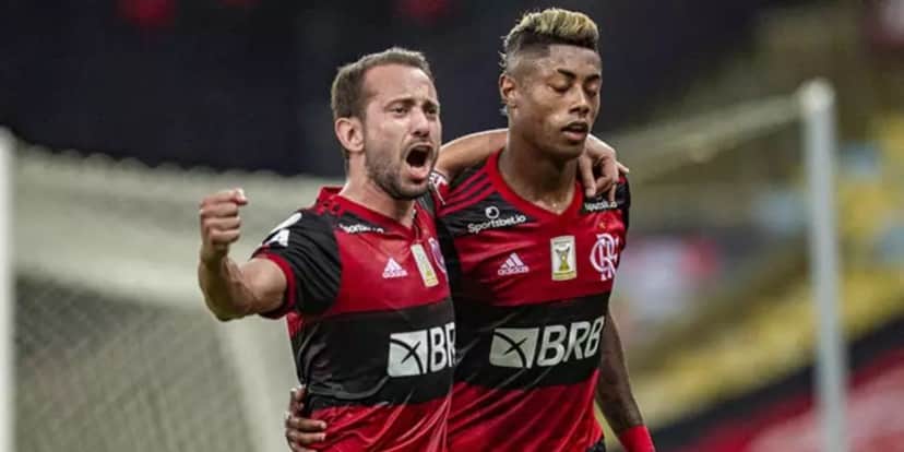 Bruno Henrique e Éverton Ribeiro estão na mira do Inter (Reprodução: Internet) Bruno Henrique e Éverton Ribeiro estão na mira do Inter (Reprodução: Internet)