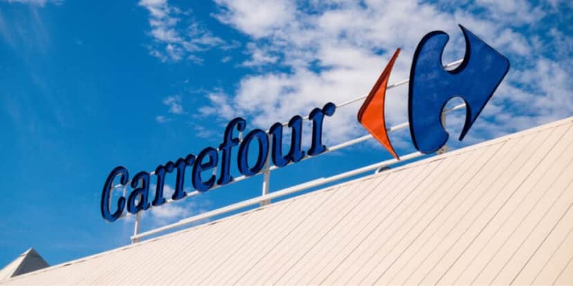 Estouro de cofres de supermercado para tomar lugar do Carrefour (Reprodução: Internet) Estouro de cofres de supermercado para tomar lugar do Carrefour (Reprodução: Internet)