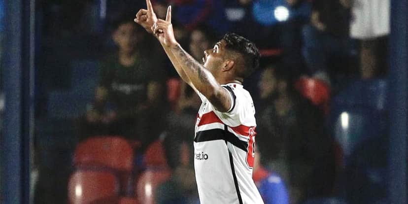 São Paulo pode dispensar Erison e Botafogo ainda não sabe o que vai fazer (Foto: Reprodução/ Internet) São Paulo pode dispensar Erison e Botafogo ainda não sabe o que vai fazer (Foto: Reprodução/ Internet)