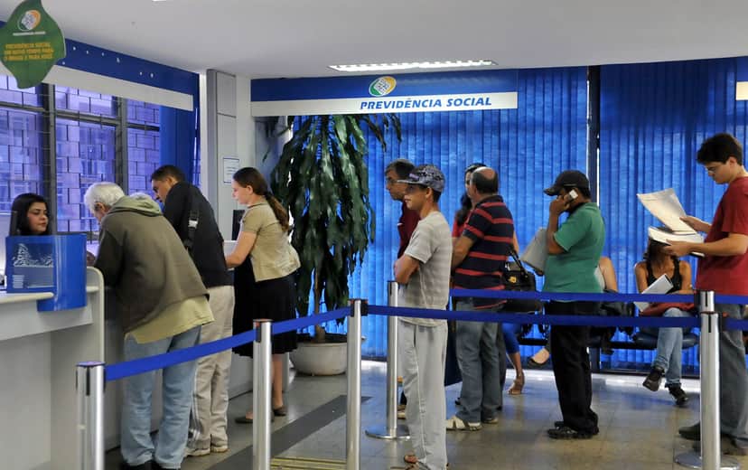 Aposentadoria antecipada do INSS: Lei em vigor garante o tão esperado benefício antes da idade-mínima (Reprodução/Internet) Aposentadoria antecipada do INSS: Lei em vigor garante o tão esperado benefício antes da idade-mínima (Reprodução/Internet)