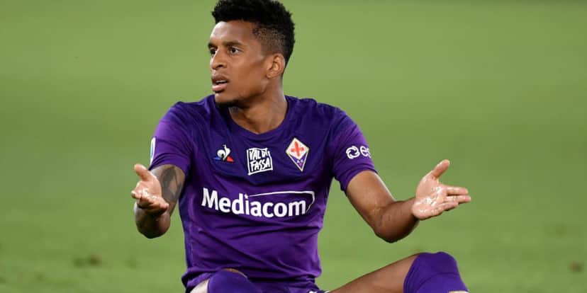 Dalbert jogando pela Fiorentina - (Foto: Internet) Dalbert jogando pela Fiorentina - (Foto: Internet)