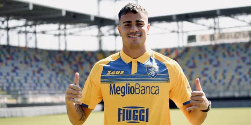 Reinier, novo jogador da Frosinone da Itália - (Foto: Internet) Reinier, novo jogador da Frosinone da Itália - (Foto: Internet)