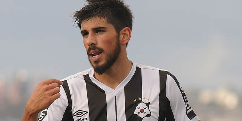 Bruno Méndez quando jogava no Montevideo Wanderers, do Uruguai- (Foto: Internet) Bruno Méndez quando jogava no Montevideo Wanderers, do Uruguai- (Foto: Internet)