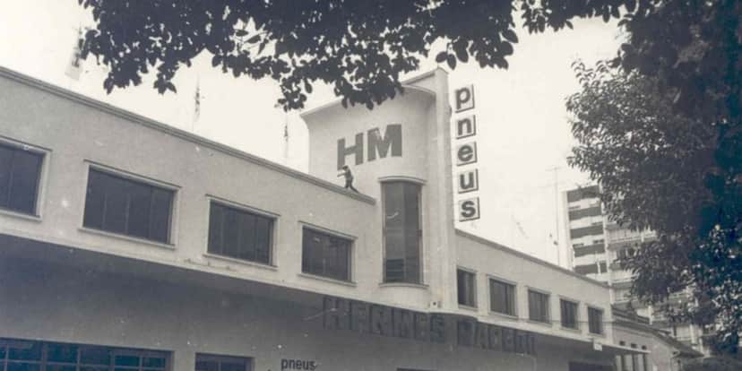 Lojas Hermes Macedo S/A era a grande concorrente das Casas Bahia - (Foto: Internet) Lojas Hermes Macedo S/A era a grande concorrente das Casas Bahia - (Foto: Internet)