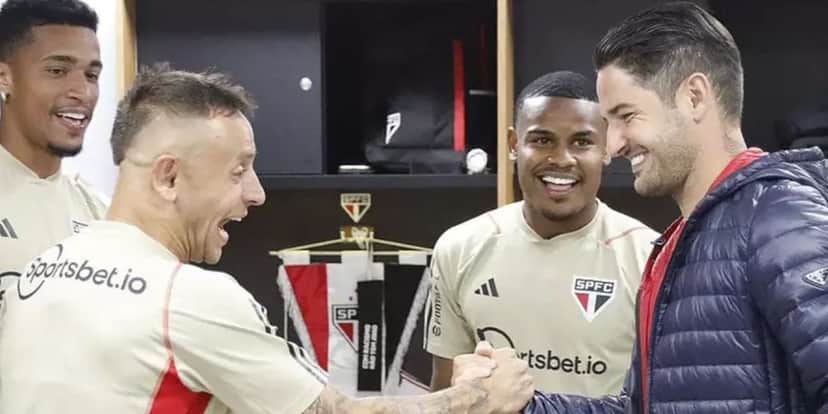 Pato ficou de fora da final da Copa do Brasil - (Foto: Internet) Pato ficou de fora da final da Copa do Brasil - (Foto: Internet)
