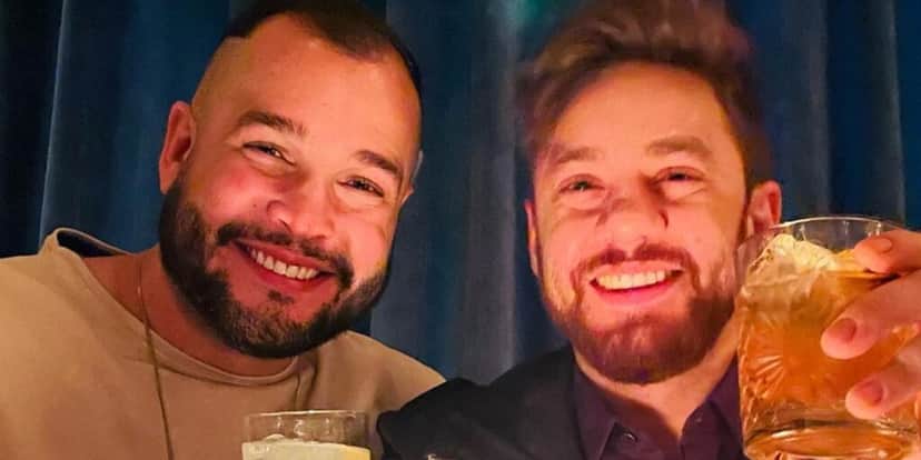 Leonardo Miggiorin e o namorado, João Victor Amado (Foto: Reprodução / Instagram)