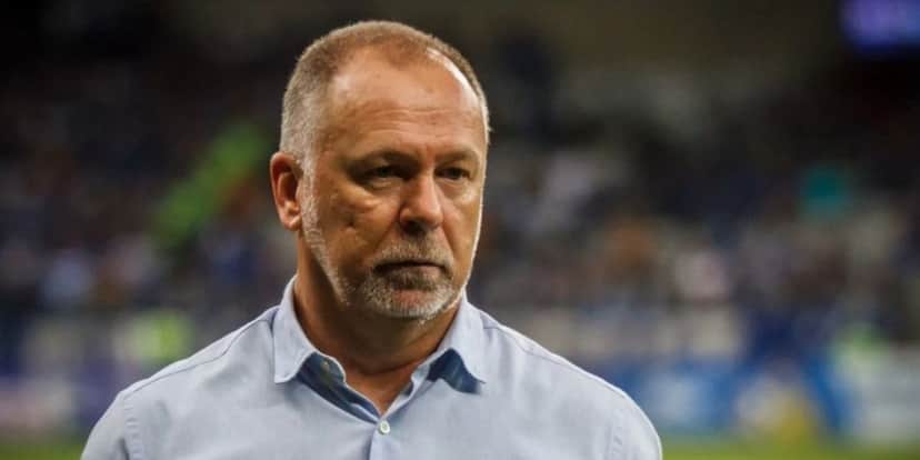 Mano Menezes é o novo técnico do Corinthians (Foto: Reprodução/ Internet) Mano Menezes é o novo técnico do Corinthians (Foto: Reprodução/ Internet)