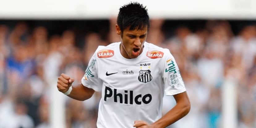 Neymar iniciou toda sua trajetória brilhante no Santos (Reprodução: Internet) Neymar iniciou toda sua trajetória brilhante no Santos (Reprodução: Internet)