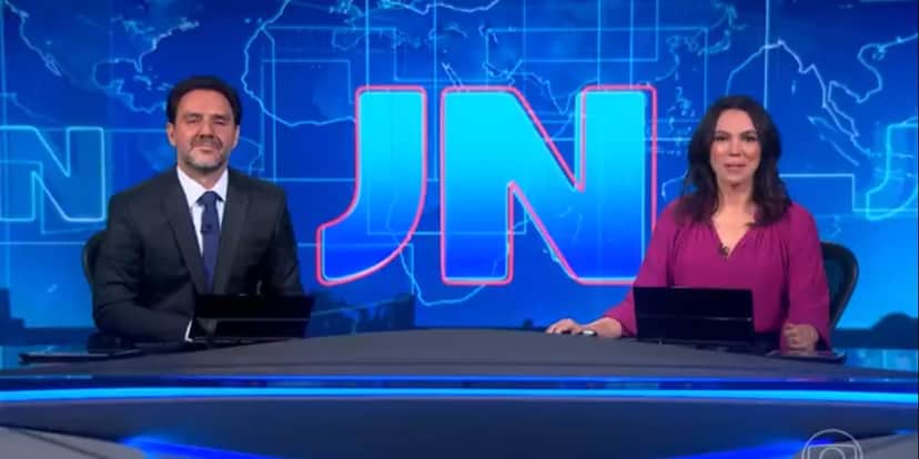 A dupla da edição de sábado foi Paulo Renato Soares e Ana Paula Araújo (Reprodução: Globo) A dupla da edição de sábado foi Paulo Renato Soares e Ana Paula Araújo (Reprodução: Globo)