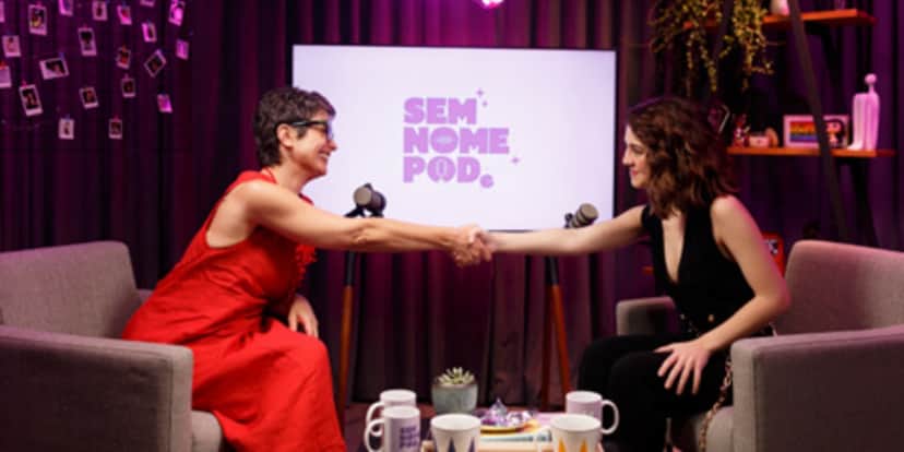 Sandra Annenberg e Klara Castanho no "Sem Nome Pod" (Foto: Reprodução/Instagram) Sandra Annenberg e Klara Castanho no "Sem Nome Pod" (Foto: Reprodução/Instagram)
