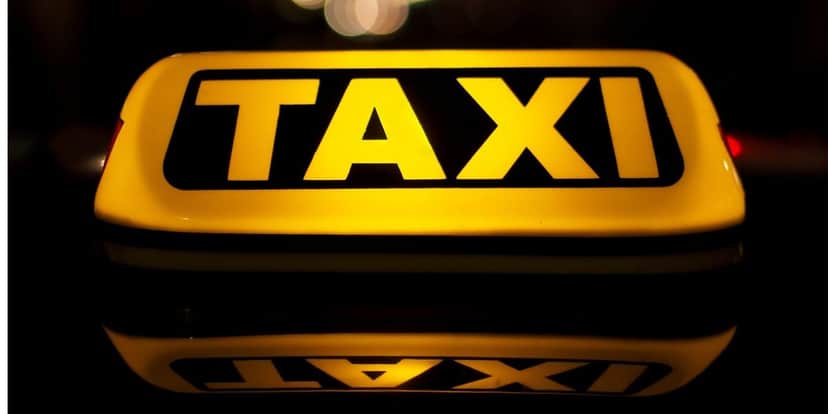 Os táxis são um dos veículos, que caso aprovado o Projeto de Lei, ficará isento do imposto (Reprodução: Internet) Os táxis são um dos veículos, que caso aprovado o Projeto de Lei, ficará isento do imposto (Reprodução: Internet)