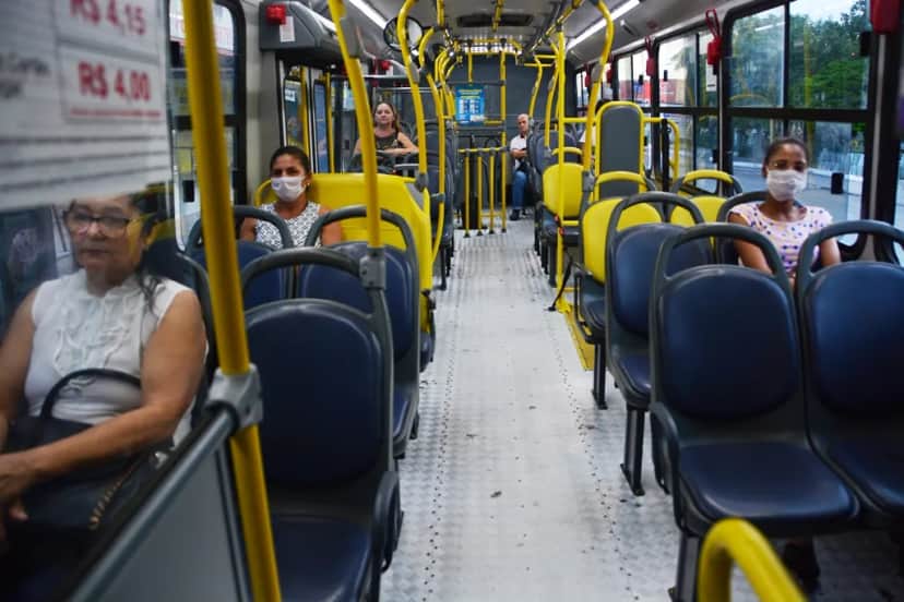 Ônibus (Reprodução/Internet) Ônibus (Reprodução/Internet)