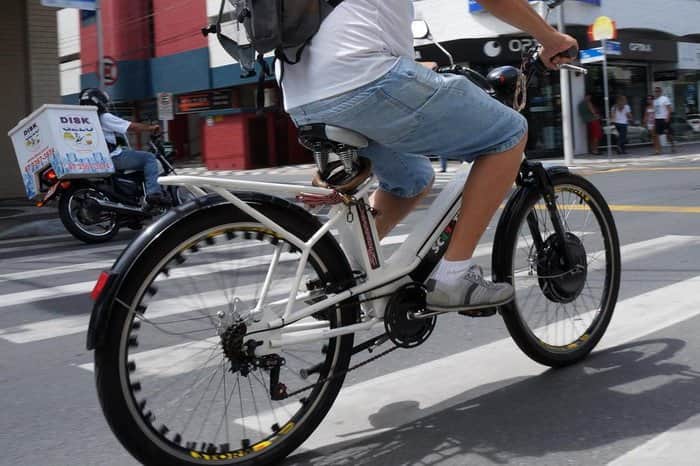 Bicicletas elétricas entram na categoria de ciclomotores (Foto Reprodução/Internet) Bicicletas elétricas entram na categoria de ciclomotores (Foto Reprodução/Internet)