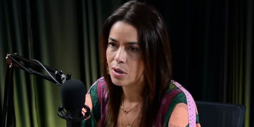 Aline Pacheco (Foto: Reprodução / YouTube) Aline Pacheco (Foto: Reprodução / YouTube)