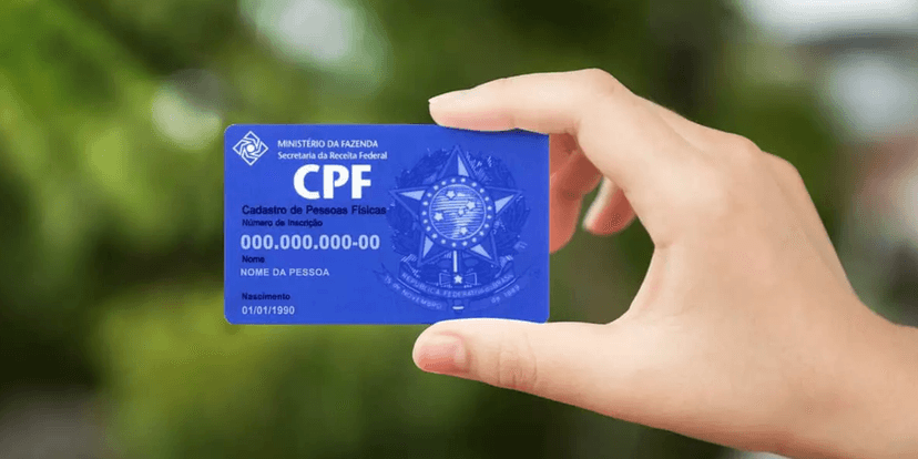 CPF segurado por uma mãe (Foto: Reprodução, Canaltech) CPF segurado por uma mãe (Foto: Reprodução, Canaltech)