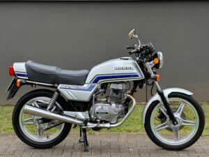 Honda CB 400 - Foto Internet2 Honda CB 400 - Foto Internet2