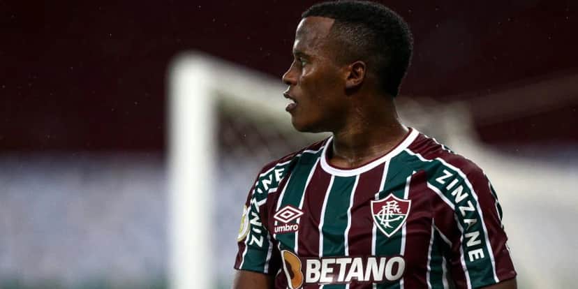 Jhon Arias pode sair do Fluminense e fechar com time da Europa (Foto: Reprodução/ Internet) Jhon Arias pode sair do Fluminense e fechar com time da Europa (Foto: Reprodução/ Internet)