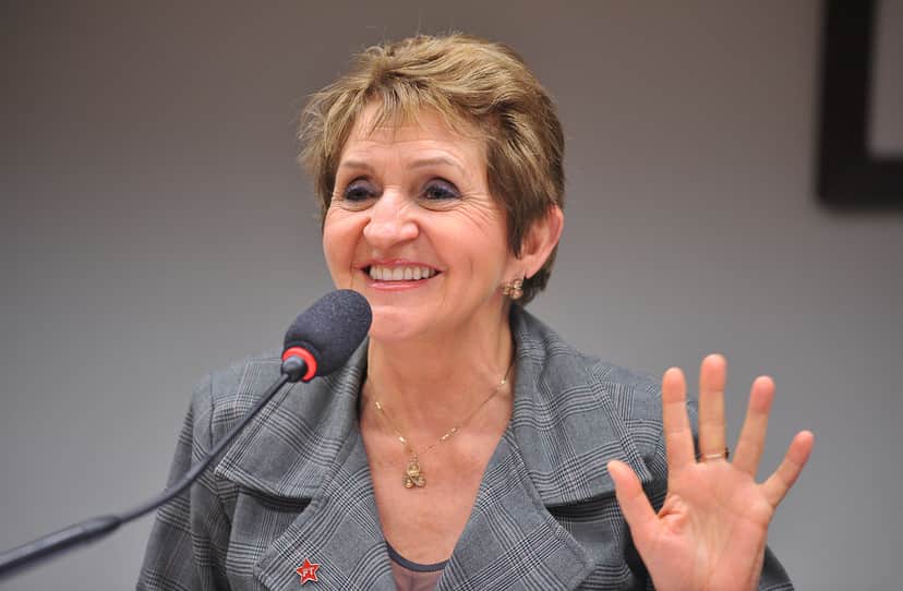 http://tvfoco.uai.com.br/wp-content/uploads/2015/05/Daniela-Mercury.jpg http://tvfoco.uai.com.br/wp-content/uploads/2015/05/Daniela-Mercury.jpg