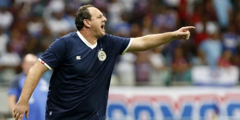 Rogério Ceni comandando o Bahia na beira do campo - Foto | Divulgação: Bahia Rogério Ceni comandando o Bahia na beira do campo - Foto | Divulgação: Bahia