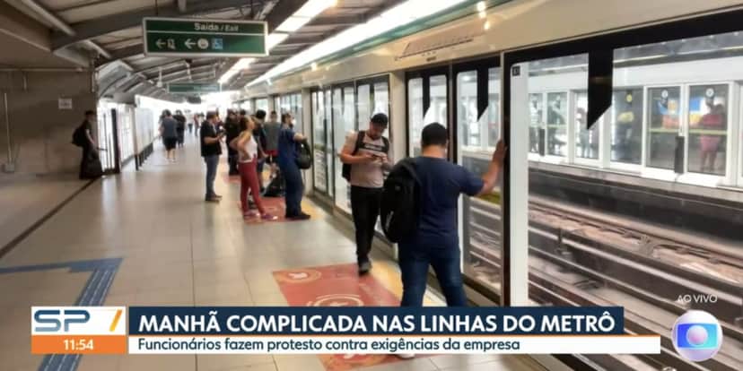 Situação no metrô (Foto: Reprodução / Globo) Situação no metrô (Foto: Reprodução / Globo)