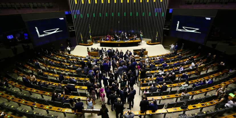 Câmara dos Deputados deve decidir novidades sobre o Abono Natalino (Foto: Marcelo Camargo/Agência Brasil) Câmara dos Deputados deve decidir novidades sobre o Abono Natalino (Foto: Marcelo Camargo/Agência Brasil)