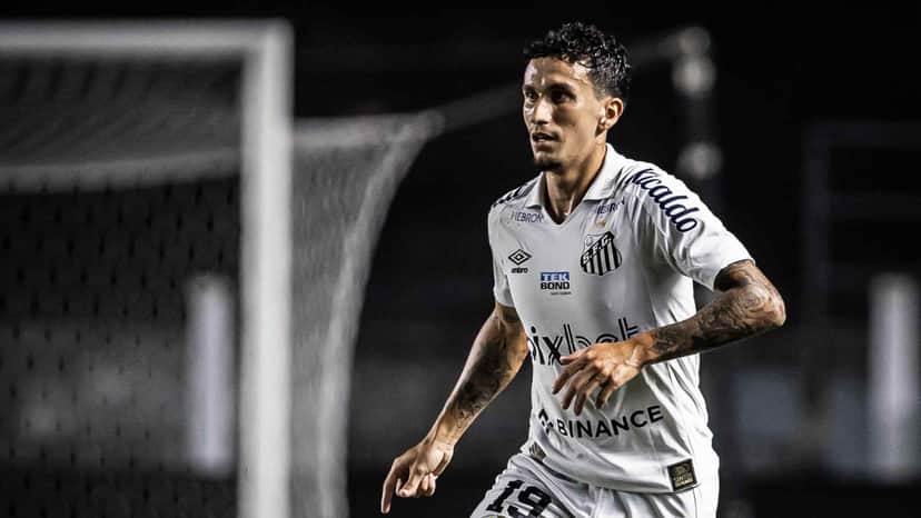 Dodi, Camisa 19 do Santos, foi detonado (Foto: Divulgação) Dodi, Camisa 19 do Santos, foi detonado (Foto: Divulgação)
