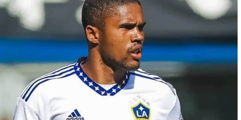 Douglas Costa - (Foto: Reprodução / Internet) Douglas Costa - (Foto: Reprodução / Internet)