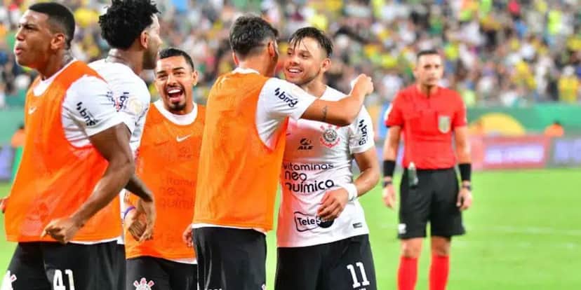 Corinthains vence por 1 a 0, gol marcado pelo paraguaio Ángel Romero já no fim da partida - (Foto: Internet) Corinthains vence por 1 a 0, gol marcado pelo paraguaio Ángel Romero já no fim da partida - (Foto: Internet)