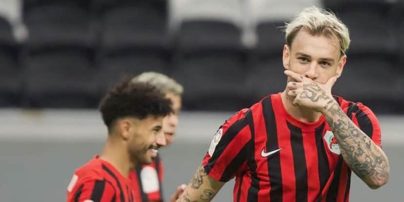 Róger Guedes tem contrato com o Al-Rayyan até o fim de 2025 - (Foto: Internet) Róger Guedes tem contrato com o Al-Rayyan até o fim de 2025 - (Foto: Internet)