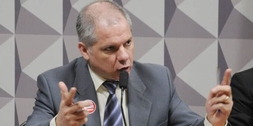 http://tvfoco.uai.com.br/wp-content/uploads/2015/05/Daniela-Mercury.jpg http://tvfoco.uai.com.br/wp-content/uploads/2015/05/Daniela-Mercury.jpg