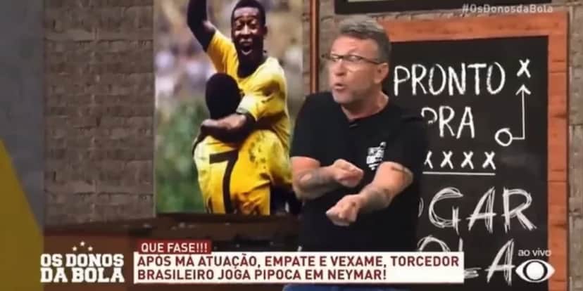 Neto falou que torcedores deveriam 'mijar' em jogadores durante "Os Donos da Bola" (Foto: Reprodução/Band) Neto falou que torcedores deveriam 'mijar' em jogadores durante "Os Donos da Bola" (Foto: Reprodução/Band)