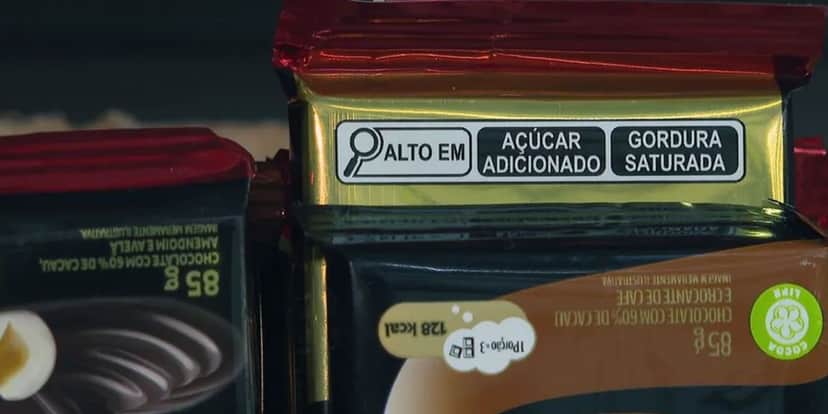 Produtos que tenham alto teor de sal, gordura saturada e açúcar precisam seguir a nova lei da Anvisa (Foto: Internet) Produtos que tenham alto teor de sal, gordura saturada e açúcar precisam seguir a nova lei da Anvisa (Foto: Internet)